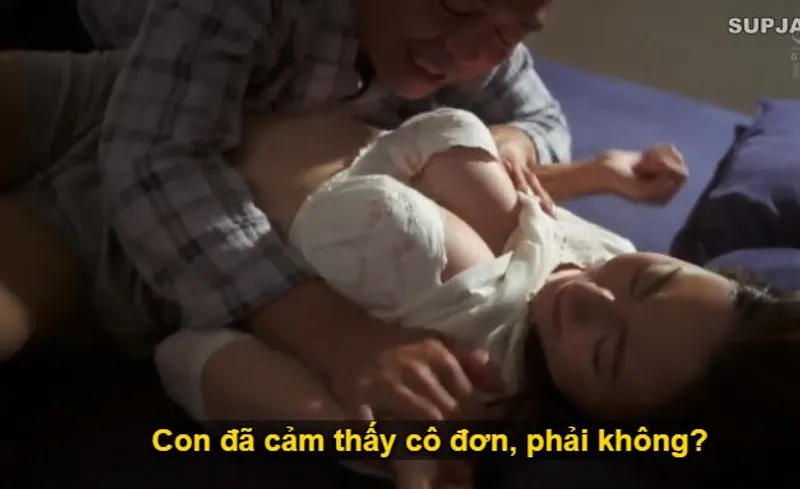 Nhìn con trai mải miết lao đầu vào việc, khiến vợ sắp cưới của nó cô quạnh, bố chồng liều lĩnh đè con dâu ra "trả bài".